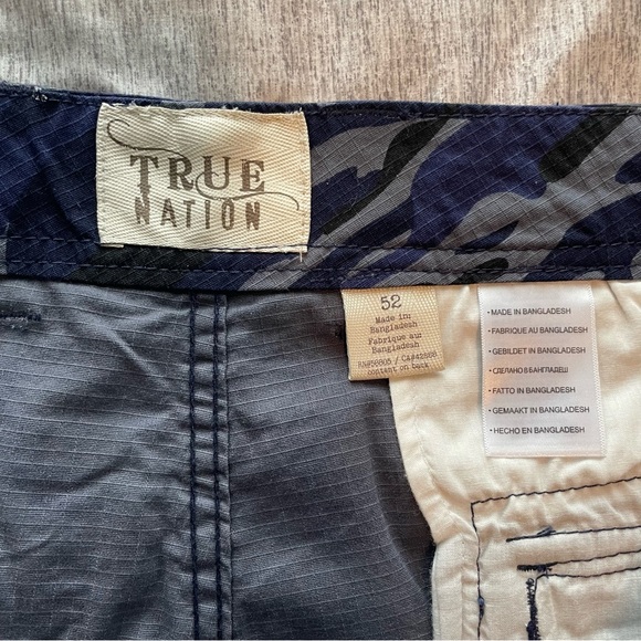 True Nation Men's‎ Cotton Camo Cargo Shorts Size 52 Waist Big and Tall - Picture 3 of 6